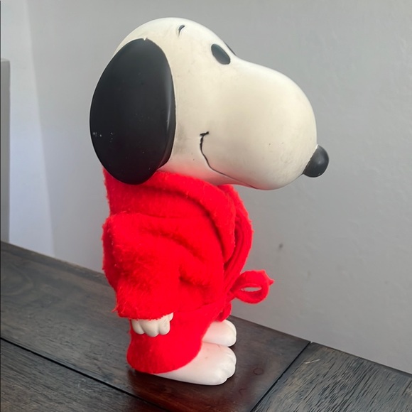 Vintage Peanuts Snoopy Red Robe Rubber Posable Doll 1958 1966 - Picture 4 of 6